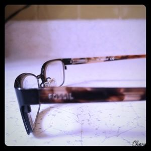 Fossil women frames,in GREAT SHAPE! Prefer plastic
